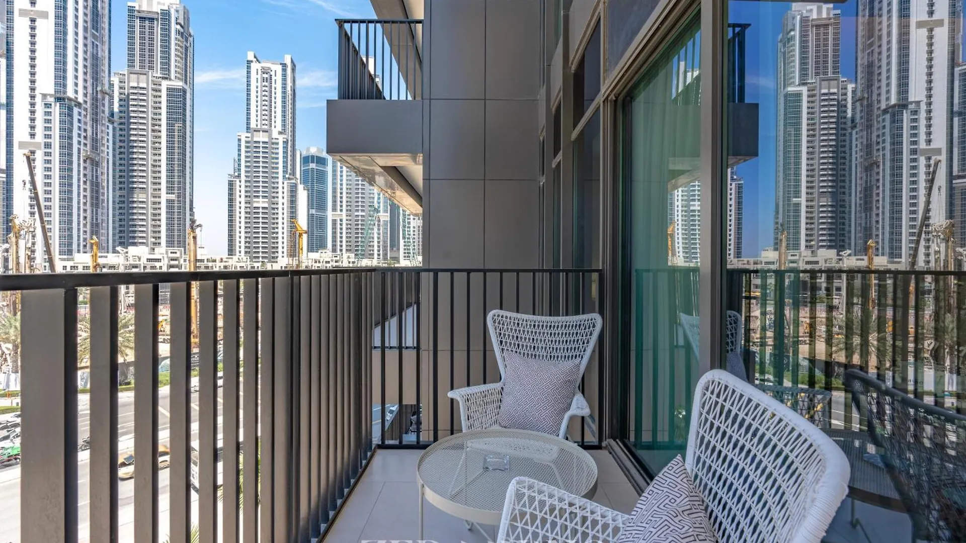 Ahad Residences - Zed Living Dubai Apartment